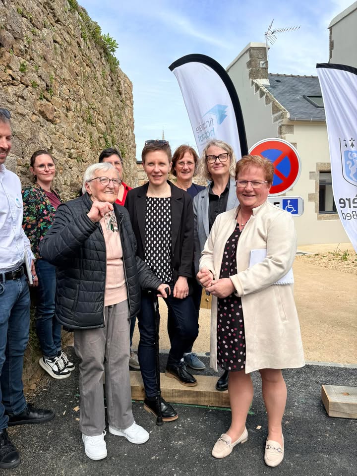 🎉 Remise des clés au Village